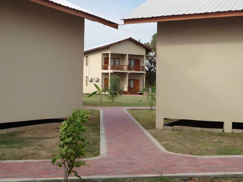 Naaval Hotel Batticaloa Exterior photo